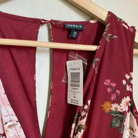 TORRID Red Floral Cold Shoulder Chiffon Wrap Dress - Picture 5 of 16